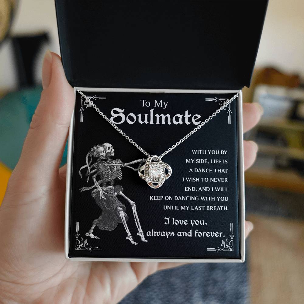 Soulmate-Keep On Dancing- Love Knot Necklace