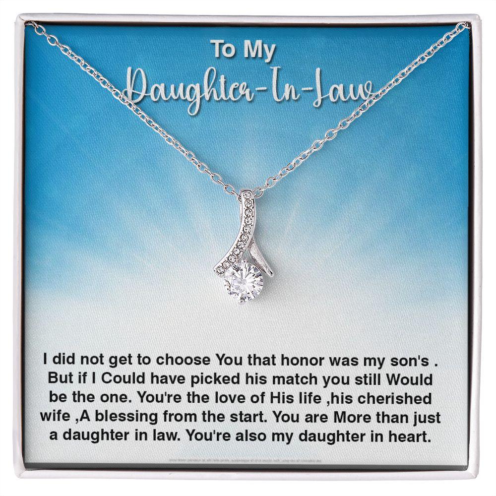 Daughter-In-Law Gift, Alluring Beauty Necklace, Daughter-In-Law Gift Necklace - Shine-Smart